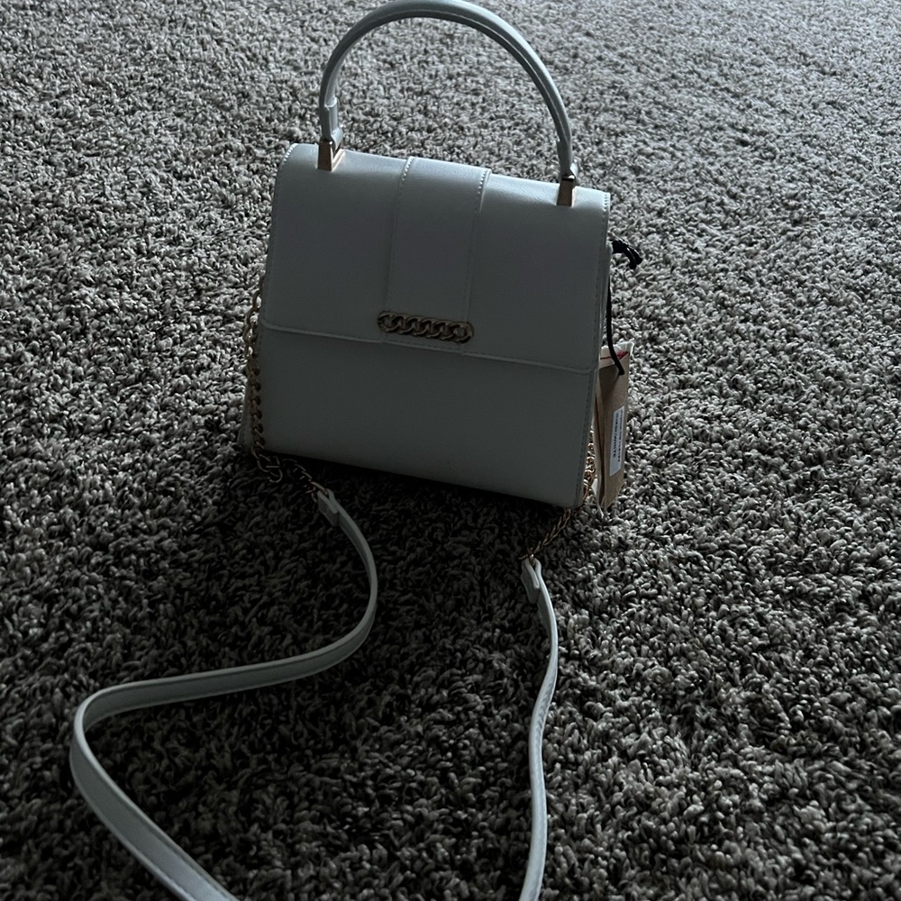 White crossbody bag.